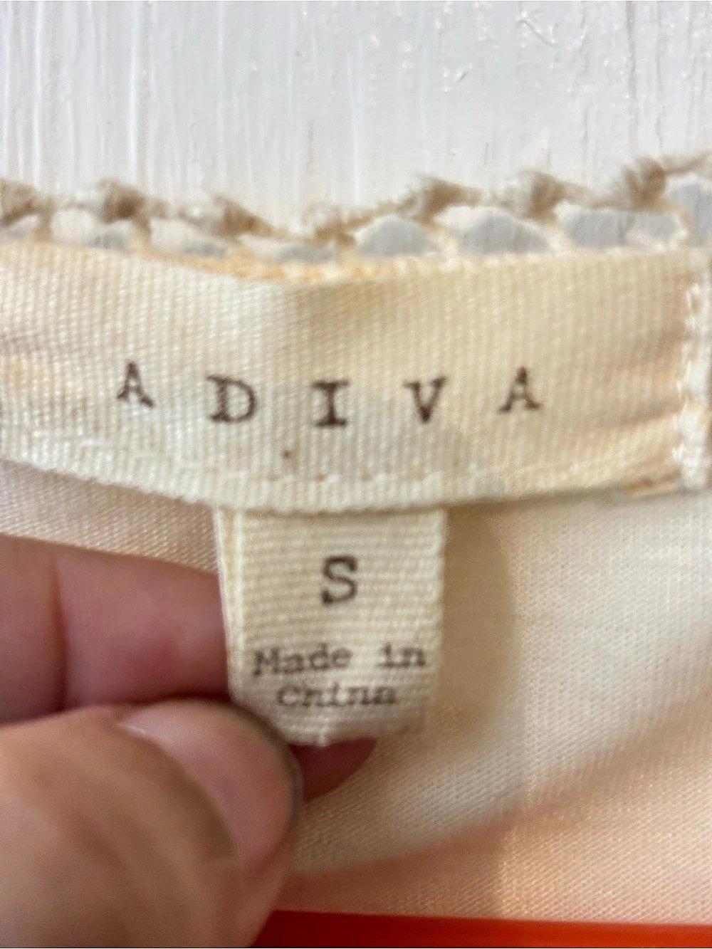 ADIVA Floral Lace Tank Top in Cream Size Small - Picture 4 of 4